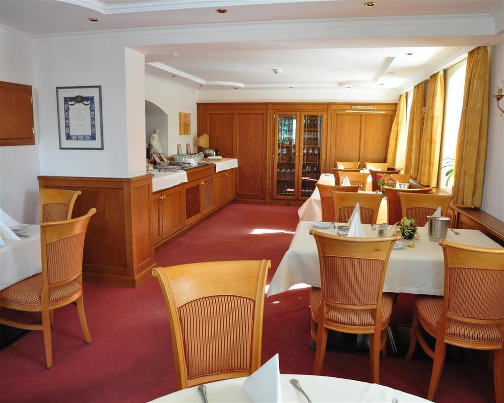 Hotel Alpenrose 4*